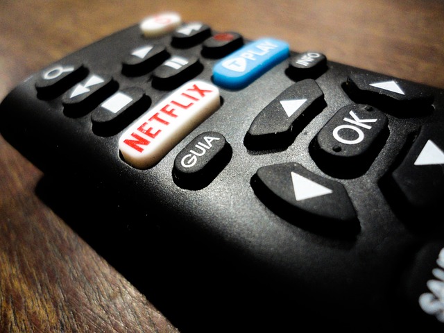 Come vedere Netflix su una TV non Smart